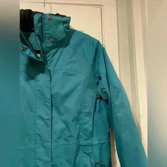 L.L. Bean Women’s Primaloft Insulated Ski Snowboard Jacket Waterproof Size Small - Picture 3 of 13